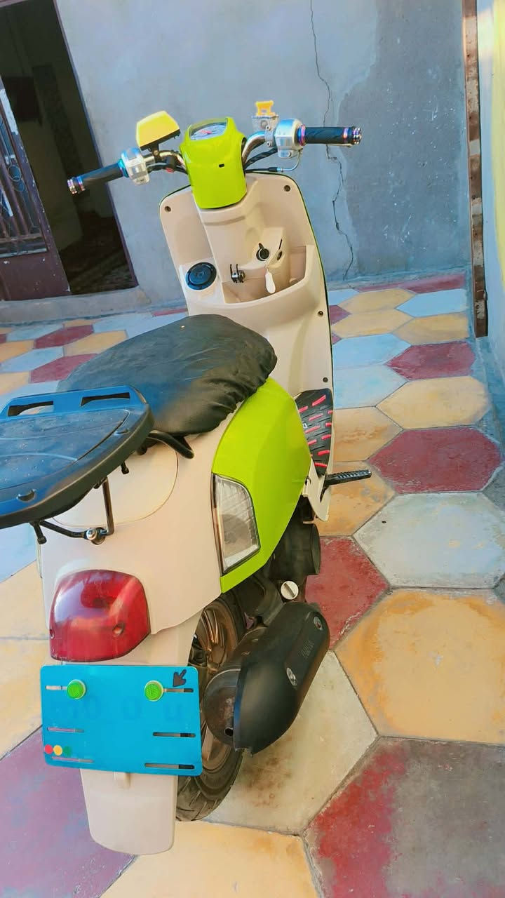 دراجه للبيع نضيفه ومكفوله مكاني كربلاء يدات سبع الوان وكلجات رياضي وياله رياضي دراجه نص نكره سلف أو هندر كفر بلادي مختم للتنبيه (مصبوغه جماليه والداخل تجاري) والبلاديات موجودات وياله بلاديات والداخل أسود موجودات سعر (750) بيها مجال قليل كلش. كفاله عامه.***********
