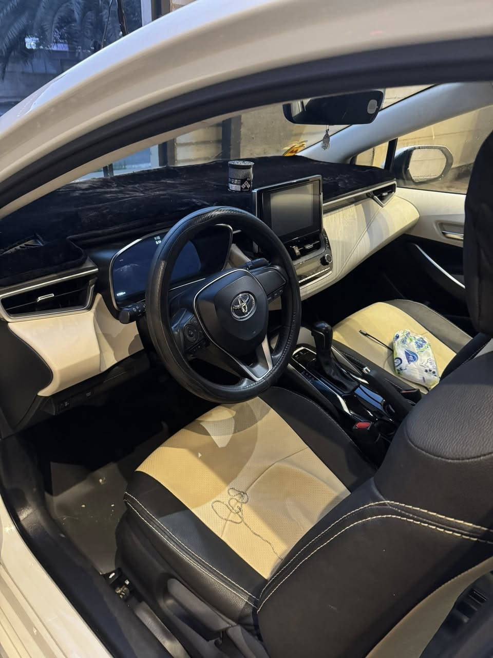 سلام عليكم كورلة ساز موديل 2023بانزين فول مديدة ماشية 41سبير ما نازل اريدهة 183وبيهة مجال مكاني بغداد كرادة ***********
