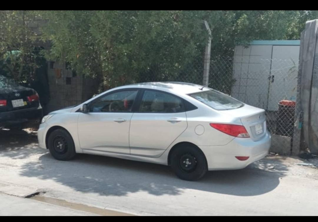 اكسنت للبيع رقم مثنئ مشروع وطني بي مكان دوار راعيها يريد يحوال مديل 16 سنويهه 28 
بيه تبدليل دعاميات خلفلي وامي وصبغ باب
محرك وكير خير من الله. سعر82 مكاني واسط حسنيه مكينتها 1400 جديده. رقمي ***********
