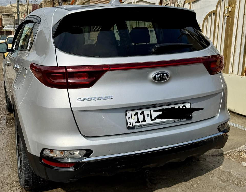 سبورتج 20 امريكي 
170 وبيها مجال 
الضرر موضح بالصورة 
بغداد 
***********
