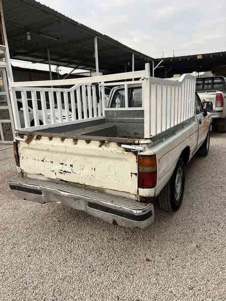 بسم الله ماشاء الله 
معرض الاصدقاء المركزي
لتجارة السيارات الحديثة 

تويوتا بيكم  
رقم جديد 
1992
السعر 50وبيها مجال 

للاستفسار الاتصال على الأرقام التالية 
***********
0751 323 1957
📍الصقلاوية مجاور محطة تعبئة وقود الصقلاوية الحكوميه
