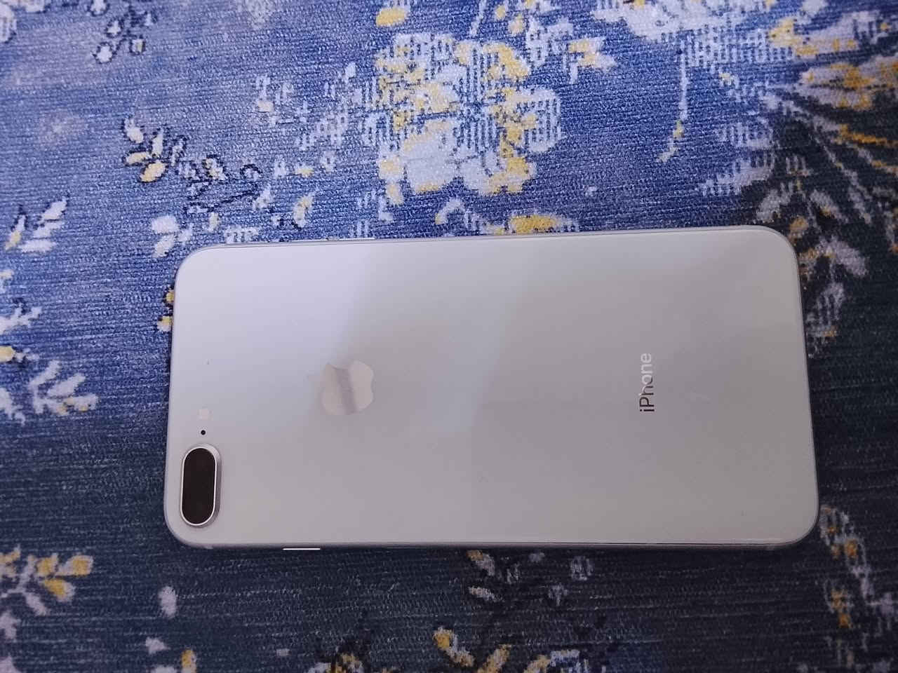 موبايل ايفون 8بلاس للبيع كولش حلو بلادي سعر 150 بي مجال قليل ***********
