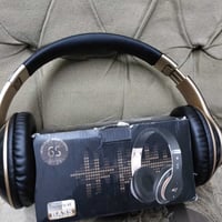 سماعات • متوفر