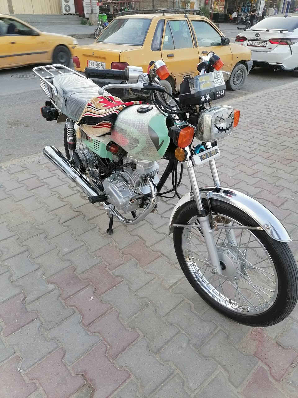 سلام عليكم دراجه للبيع نامه تلث أحرف اورق سكنر موديل 23 طالعه بل 24 مكينه بدل فقط ولفات ليون سعره 550 وبيه مجال لشراي لموشراي ليدخل


**إذا كنت صاحب هذا الإعلان وتريد حذفه لأي سبب، رجاءا أرسل رسالة إلى الدعم الفني**