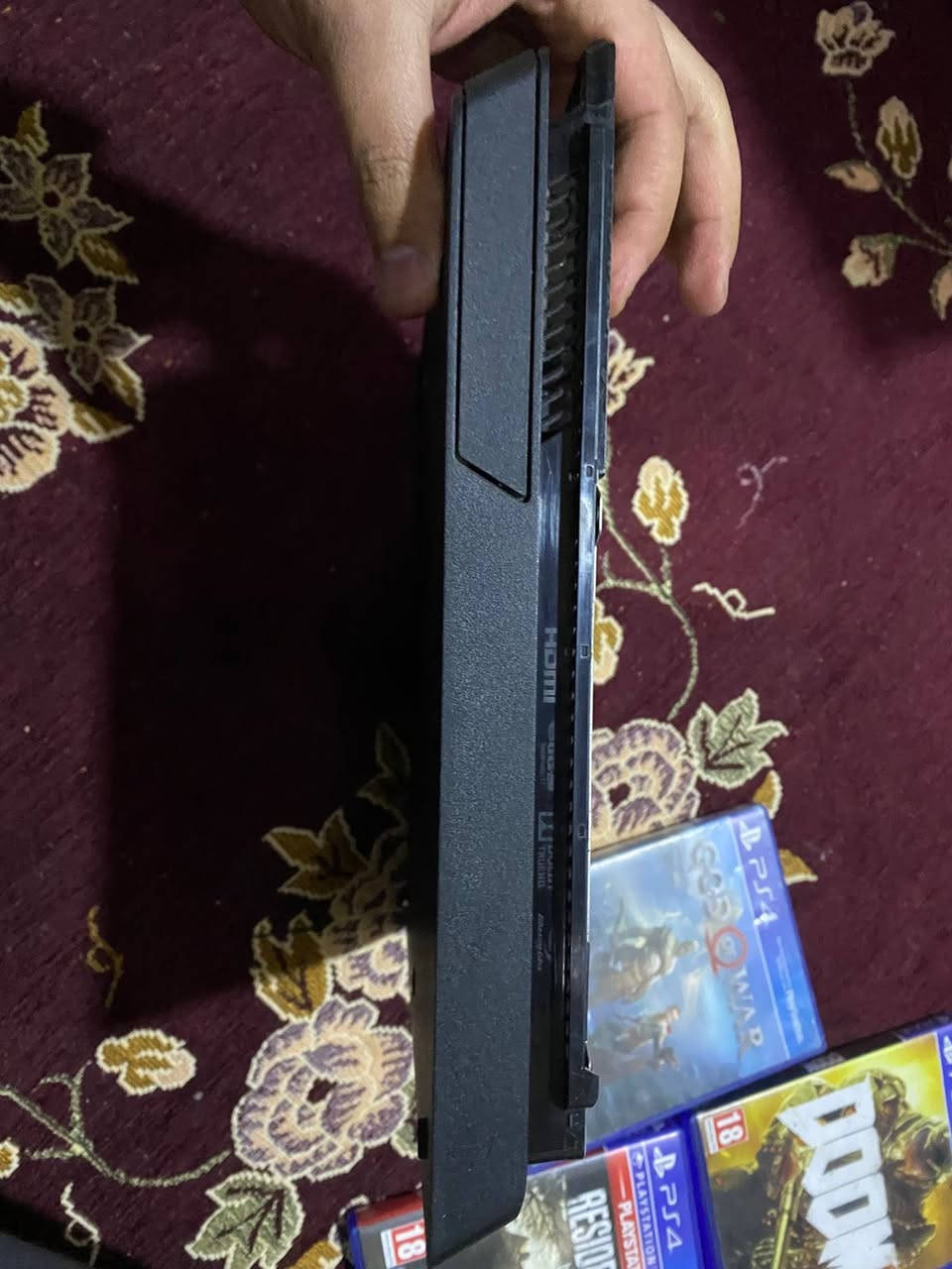 السلام عليكم ورحمة الله وبركاته بلي فور سلم اونلاين ذاكره 500 كيكا مع خمس اقراص وجوستك عدد 2مع كافه ملحقات مع كارتون التواصل ***********
السعر 295 وبي مجال
