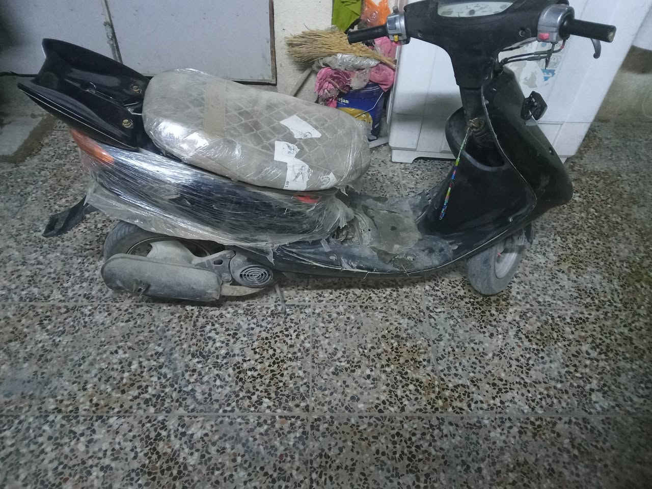 السلام عليكم دراجة عصفورية 60 الدراجة كاملة سلف هندر العنوان بغداد مدينت الصدر السعر 250وبيهة مجال


**إذا كنت صاحب هذا الإعلان وتريد حذفه لأي سبب، رجاءا أرسل رسالة إلى الدعم الفني**