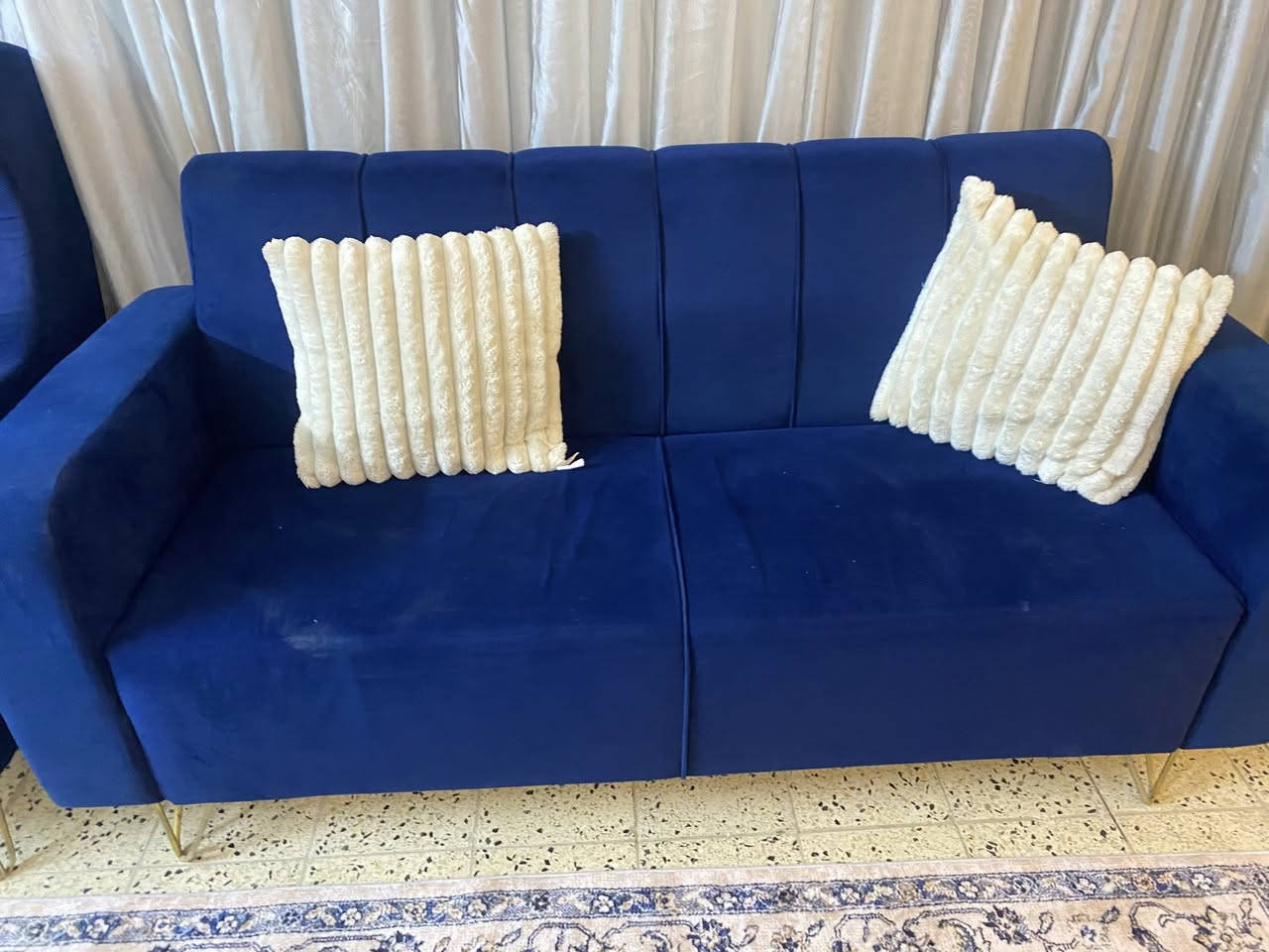 للبيع العنوان تقاطع نهروان
عارضه 250 بي مجال نظيف والله الشراي يتواصل *********** بي واتس
