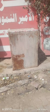 قفص حديد • ارتفاع ٣٠م • مفتاحين