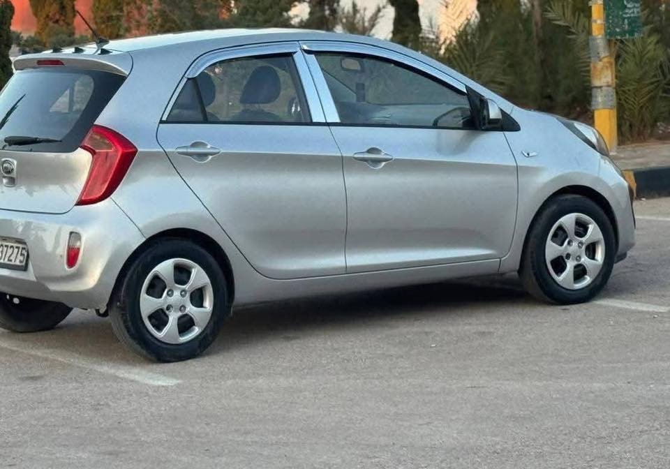 السلام عليكم 
للبيع 2020 
رقم بغداد 
سيارة مكفولة من كلشي 
السعر خاص اتصل وتدلل ***********
