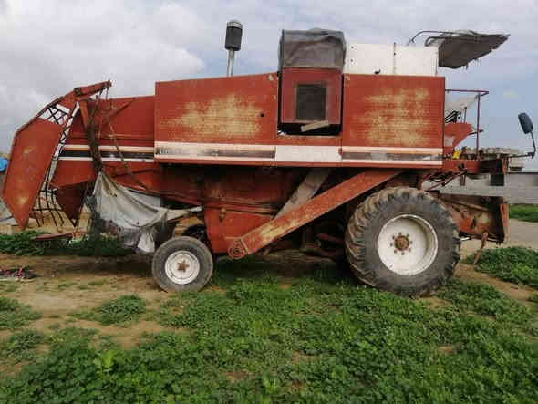 السلام عليكم حاصوده لافيرده موديل ٨٥ للبيع للاستفسار الاتصال على الرقم ***********
