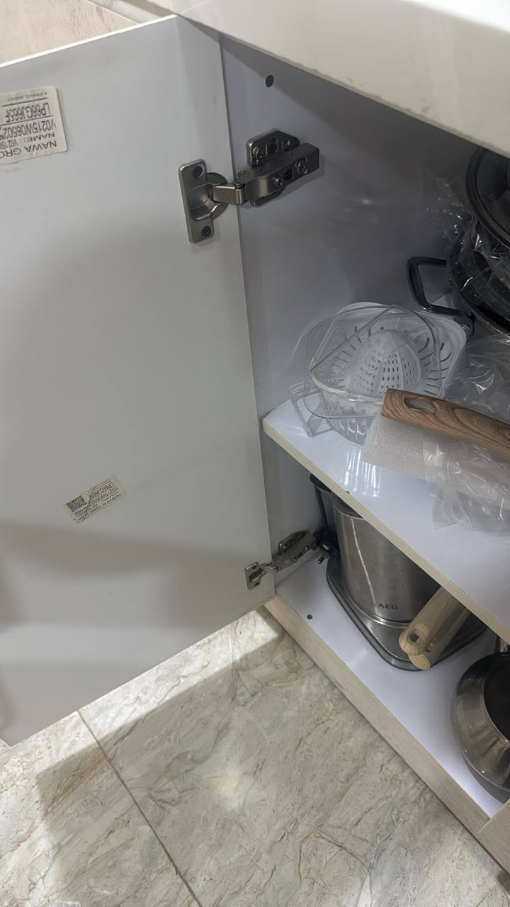 كاونتر جديد شخط مابي للبيع. 
والميز هوه والكراسي للبيع.
الاستفسار ع الخاص.


**إذا كنت صاحب هذا الإعلان وتريد حذفه لأي سبب، رجاءا أرسل رسالة إلى الدعم الفني**