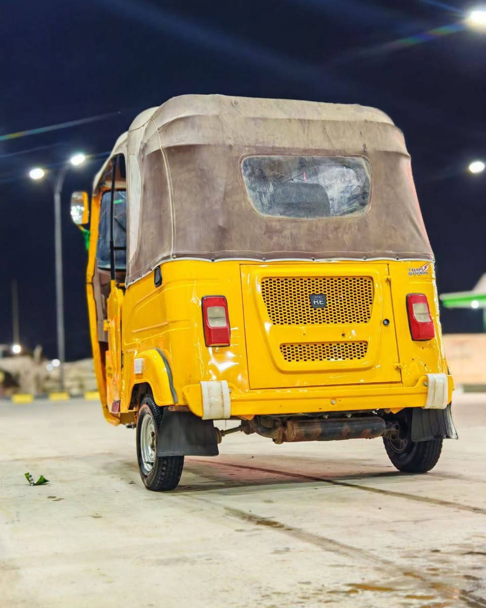 تكتك للبيع 22شهر ال11 رقم واسط سنويه ولوحات طالعه السعر 7500وبيه مجال للشراي..الاستفسار عل رقم ***********
