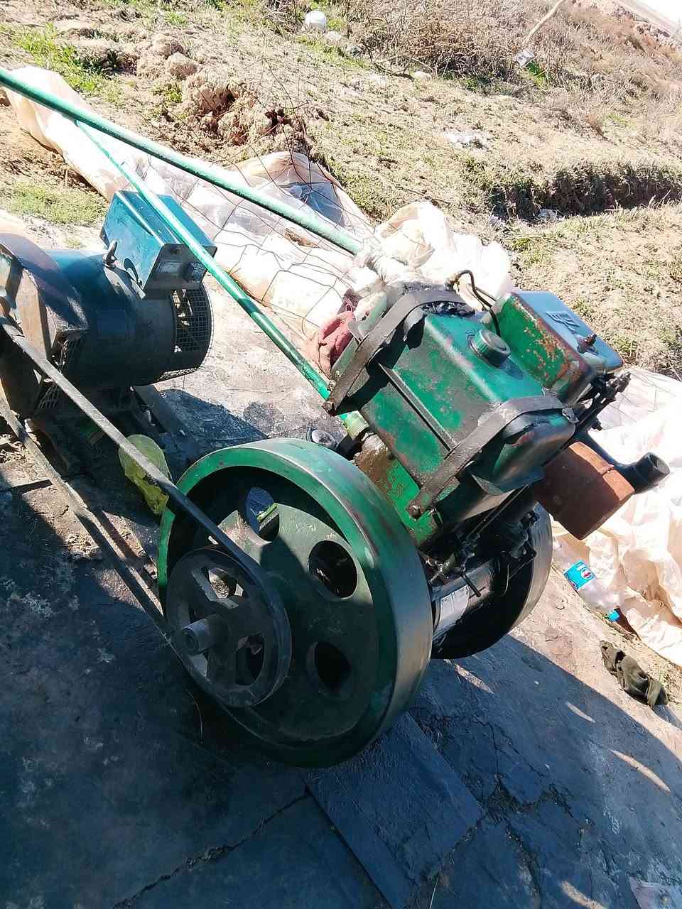 السلام عليكم مولد لستر 12 
كامل هوه وشاصيه ومولدته المولده 10k وهو وتبريده وبواريه كامل منصب  بس تشيل وتطلعع المكان ديالى مناطق الخالص. 
  الاستفسار الاتصال على الرقم: ‏‪0787 668 8735‬‏
