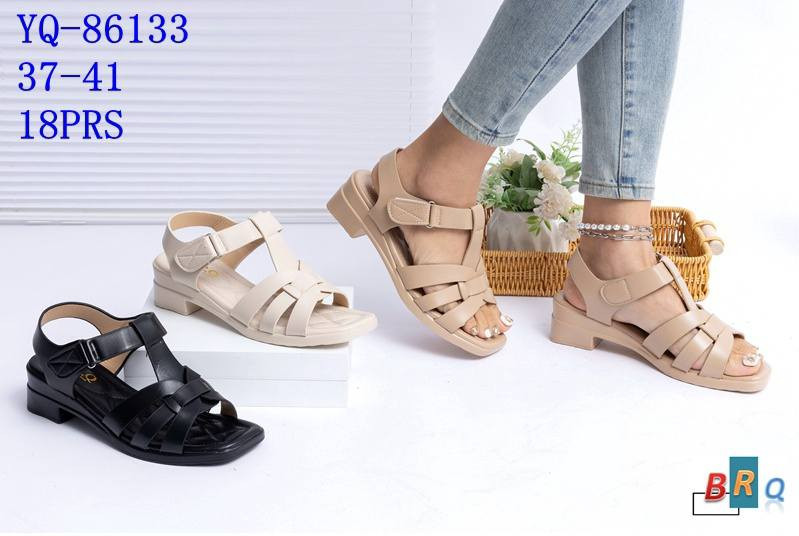 #الفراشةللاحذية 
وصلت موديلات جديدة 
صنادل نسائي طبي وزن خفيف 
مريح باللبس 
قياسات 37_41
متوفر جمله ومفرد 
عنوان المحل طوز خورماتو سوق جمهورية مقابل صياغة شيرزاد جاف 
للحجز واستفسار اكثر مراسلة صفحة او واتساب 
***********
يوجد توصيل للجميع محافظات
