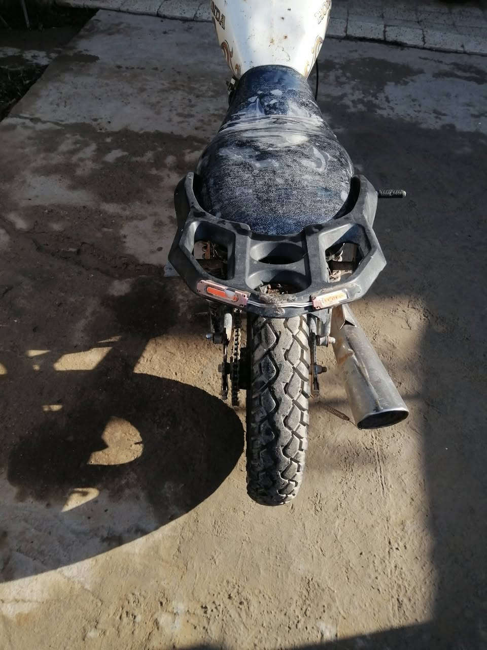 سلام عليكم دراجه كير امزت واحدجوه ولباقي فوك دراجه حلوه محرك ناعم لايت شغال عايزها بس كهربائيات شغاله هندر واحد سعر ٢٤٠ وبيها مجال *********** الخالص رجاا المايشتري لايتعبنه رجاا
