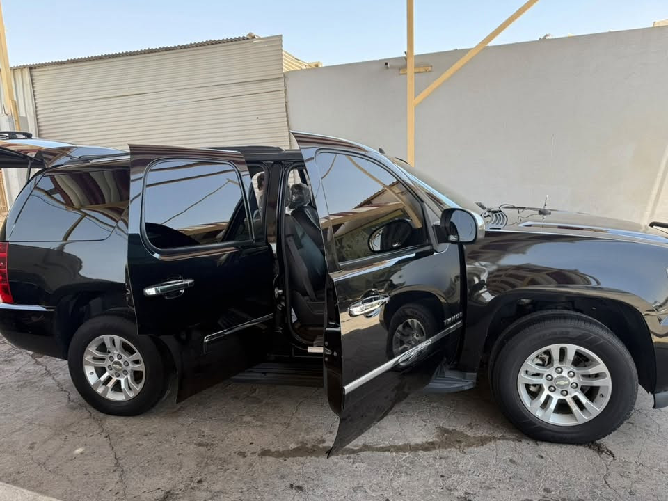تاهو 2011  LTZ  رقم بغداد مميز
ماشيه 160مايل 

مواصفات خاصه

سلايت

جنطه كهرباء

غرفه جلد 

دشبول صاج 

مسجل بلادي 

كامره بلاديه 

سماعات بويس بلاديات عدد 10

ايربكات عدد١٠ بلاديات

مري كهرباء ضوئيات 

اشارة ترحيب

سكليتر وبريك كهرباء تحكم 

كشنات 4 كهرباء وتدفئه تبريد 

تشغيل عن بعد 

سمعات اتصال 

كشنات منفصل 

حساسات خلفيه

جرس انذار 

منضومة تبريد بلاديه 3 قطع

خزن كشنات ميموري 

تحكم مري 

مكينه كير بلاديات

حداديه جديده

تخم تاير 

منضومة بانزين وكالة جي ام

وياله مال LT 2020

لايتات زنون 

كهربائياته كله على وضع الشركه

السياره كفاله من الحادث فقط سرقه 3 قطع بنيد وجاملغ وجنطه مبدلات مصبوغات 

*********** للاستفسار 

العنوان بغداد الكرخ
