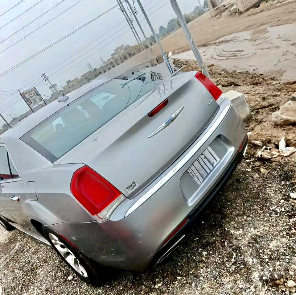 اوباما 18 اصل فول مواصفات c رقم بغداد باسمي بدون صبغ حادث بسيط دعاميه فقط وباميركا تبدل جاملغ وباب صفحه اليمين بدون حادث
للتواصل ***********
