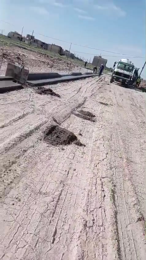 سلام عليكم 
بيت للبيع 
مساحه 100
واجه 5 ونزال 20
الارض زراعي 
بناء البيت حديث قاطين 
خدمات كامله رصيف مجاري مي 
موقع البيت ثعالبه بل فتحه مقابيل جامع محروق 
رقم ***********واتساب 
سعر البيت خاص
