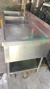 عندي هذا السنك اصلي قليل الاستعمال الطول180سم والعرض71سم مكانه بغداد ا...