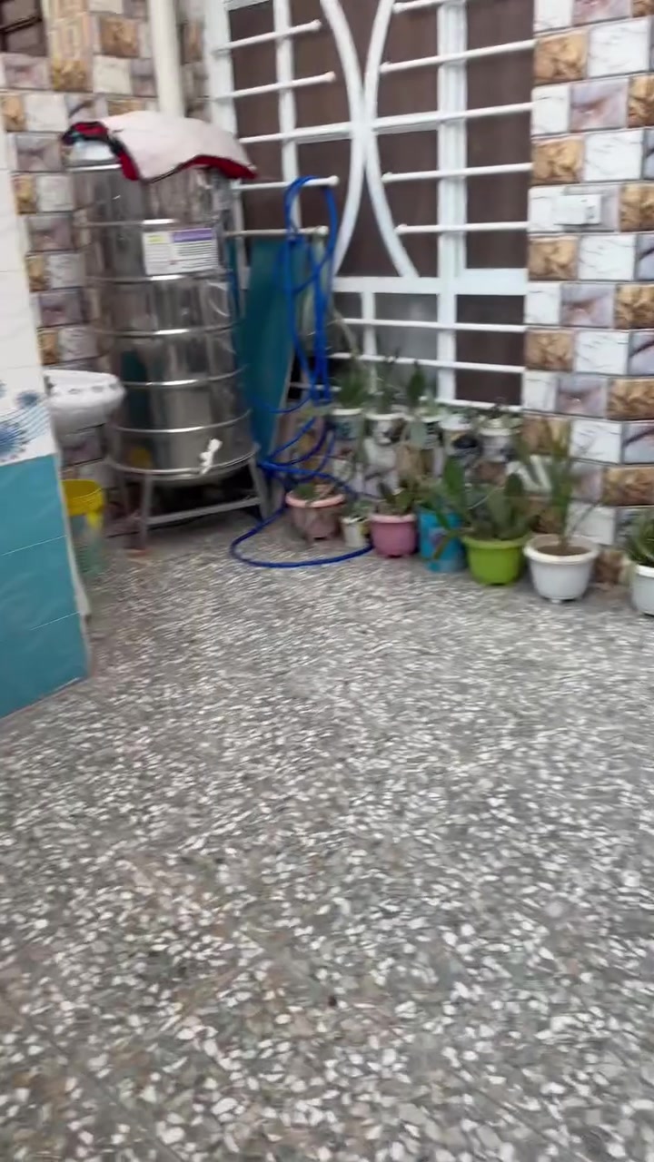 بيت مساحه ١٠٠لبيع الموقع البلديات زراعي خلف الدفاع المدني المشتل الشرح بل مقطع الاستفسار الاتصال ع رقم ***********
