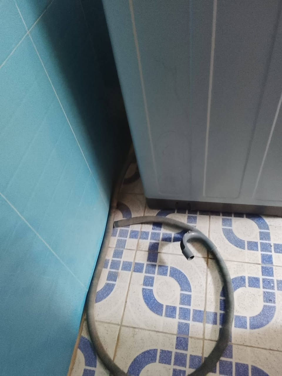 اغراض للبيع ***********
