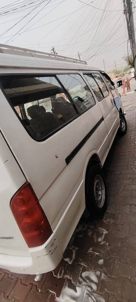 سلام عليكم اج وان للبيع موديل 2014
مكينة وكير خير من الله كهرباء كله شغاله صدر جديد  دوشمه نظيفة رائده 80  وبيه مجال 
***********
