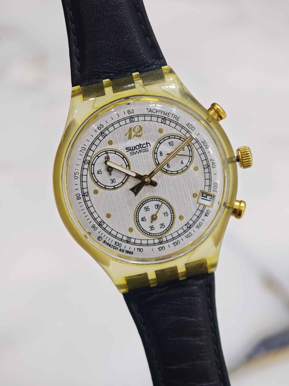 Swatch 🇨🇭 

¤ الساعة من شركة سواج الغنية عن التعريف 
والمتميزة باجمل التصاميم - إنتاج عام 1993

¤ سير الساعة جلد أسود مختوم وكافة ملحقات الساعة اصلية

¤ الساعة تعمل بنظام الكوارتز  والمكينة كشف وجميع السناتر شغالة - منفذ لعرض التاريخ الشهري عند الساعة 4 

¤ قطر الساعة 37

¤ سعر الساعة 100 ألف 

¤ نظافة الساعة ممتازة

¤ يتوفر توصيل لكافة المحافظات العراقية 🇮🇶 
راسلونا خاص وكل الهلا بيكم 💕 بغداد, العراق


**إذا كنت صاحب هذا الإعلان وتريد حذفه لأي سبب، رجاءا أرسل رسالة إلى الدعم الفني**