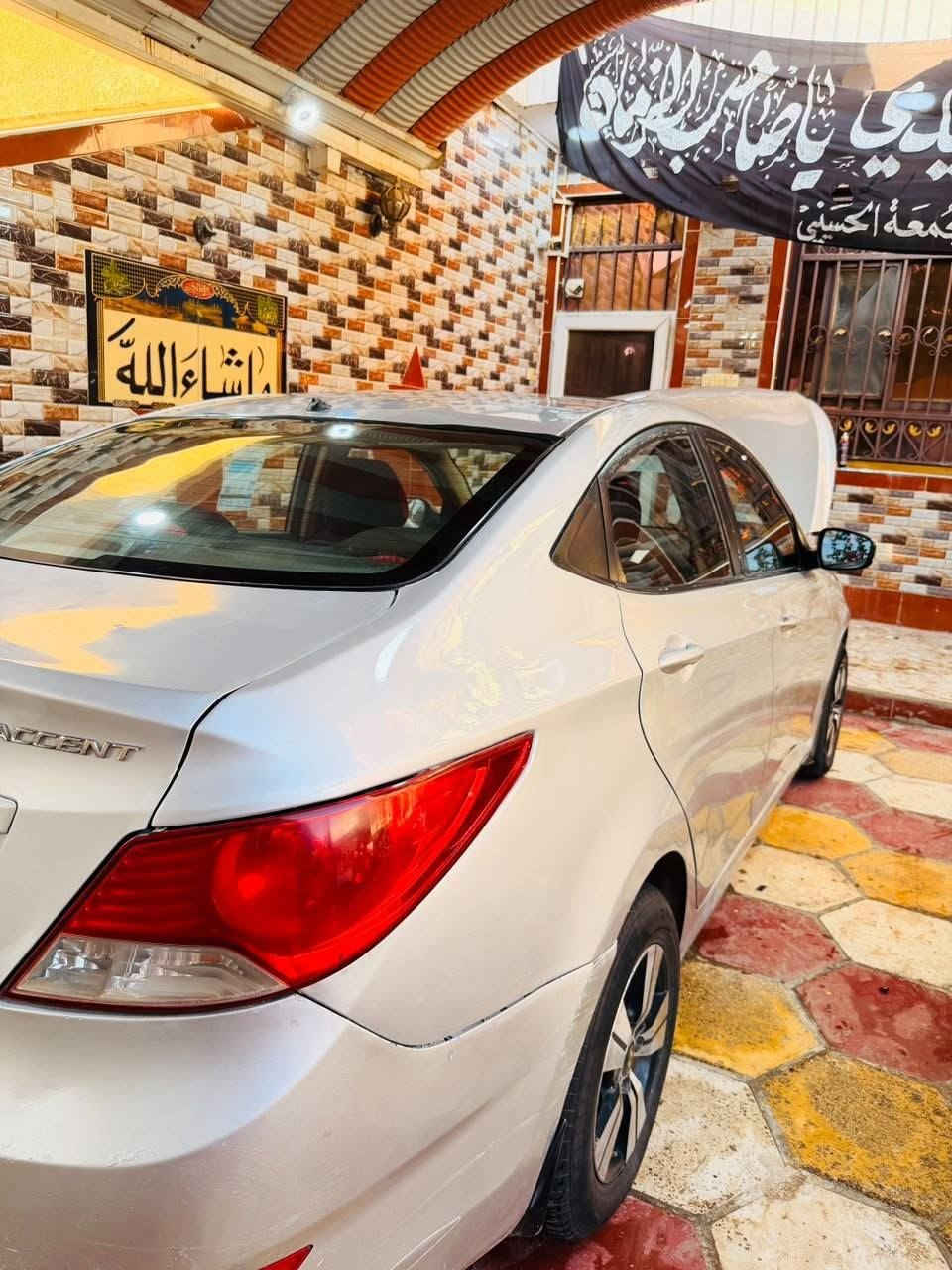 اكسنت 2013 خليجي محرك 1600 
گير اوتوماتيك 
سياره مكفوله من الضربه والتبديل 
مصبوغه حزام جماليه 
مكينه جديده
گير جديد 
حداديه جديده 
تبريد ثلج 
دوشمه جديده
تخم تاير 
سياره مال جناي خير من الله 
السعر 76 وبيه مجال بسيط 
مكاني بابل مركز 
للأتصال ابو كرار 
***********
***********

