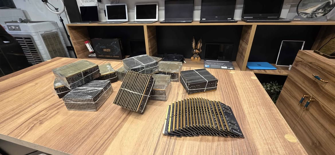 موجود رامات لابتوب من شركات مختلفة و فئات مختلفة
ڕامی لاپتۆپ بەردەستە بە چەند باندێکی جیاواز و قەبارەی جیاواز
Laptop ram available in different speed and size أربيل, العراق


**إذا كنت صاحب هذا الإعلان وتريد حذفه لأي سبب، رجاءا أرسل رسالة إلى الدعم الفني**