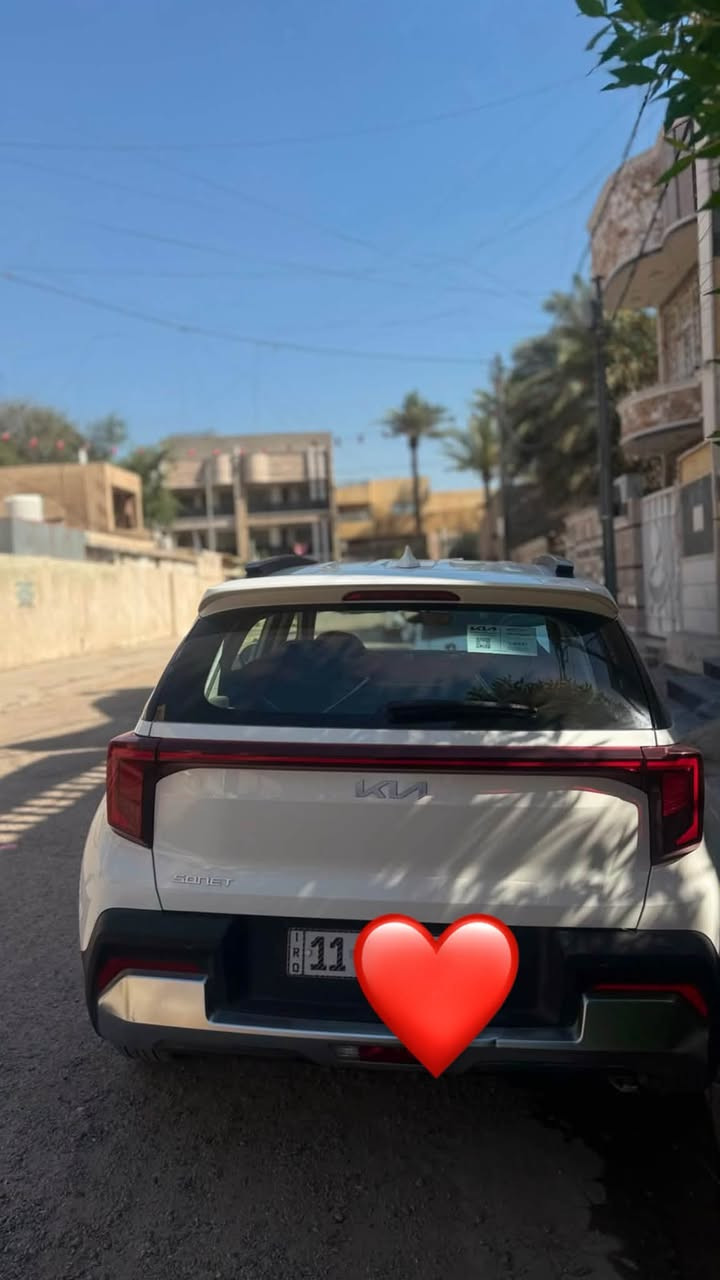 � للبيع | KIA Sonet موديل 2024
✅ موديل 2024
✅ ماشية 20 ألف كم فقط
✅ بيه بجاملغ بارد
✅ الباقي كله عليها كفالة عامة (كير ومكينه )
✅ و بدون صبغ ومكينتها ممتازة

المواصفات:
✨ شاشة
✨ حساسات
✨ تشغيل عن بُعد
✨ نظام ترحيب (Welcome)

💰 السعر: 21 مليون و500 ألف دينار
📌 السعر قابل للتفاوض بالمعقول.

السيارة نظيفة جدًا، استخدام شخصي ومحافظ عليها، وجاهزة للفحص بأي مكان
***********
العنوان بغداد
