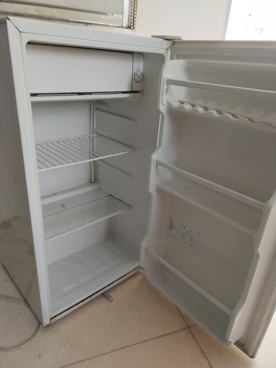 سلام عليكم للبيع شغالة لعدم الحاجه *********** بغداد الشعلة ب 80 الف بيها مجال مامفتوحه ولا مصلحه
