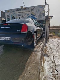 كرايسلر 300 • ماشيه ١٤٠٠٠ • ٢٣ اصل ١٧