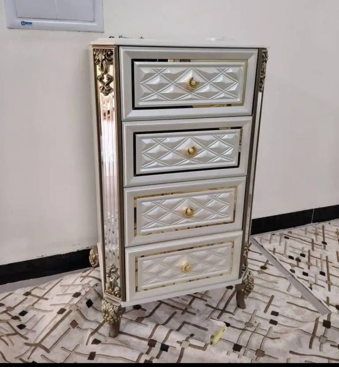 ***********》***********》
