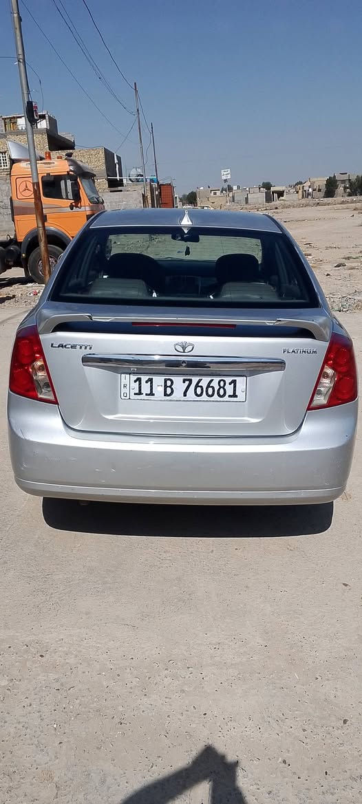 سلام عليكم سياره لبيع رقم بغداد نكليزي بسمي مديل 7 سياره نضيفه بمعنه لكلمه مال جناي تجي وشوف تفاصيل فل فيديو بل منشور كير مكينه تبريد كله مكفول صدر امامي خلفي جديد سياره جاهزه عله يدي فتحه شغاله تحكمات ستيرن شاشه تخم تاير لسعر 65  بيهه مجال لطيبين مكاني بغداد يم حي لبتول رقمي *********** واني خادم
