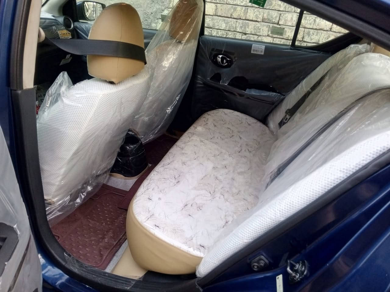 نيسان فيرسه 2019مريكي حادثه خلفي السياره اليبل واحد بجم كبس ماشيه 80 السياره كير مكينه مكفولات برغي مامفتوح بيه صدر امامي خلفي جديد تخم تاير هسه شاده ويل 15دوشمه عام من كشنات من رضيه من بيبان من تنته من صندوك تبريد ثلج تدفه وعليه دامه كامله من نوزلات وبلكات وفيت بم ومنضومت زينون صليه السياره مال جناي الله شاهد وبسمي رقم دولي جديد وهزه جديده السياره كامله على اخر حبايه السعر(90)وبيه مجال الشراي *********** مدينت الصدر
