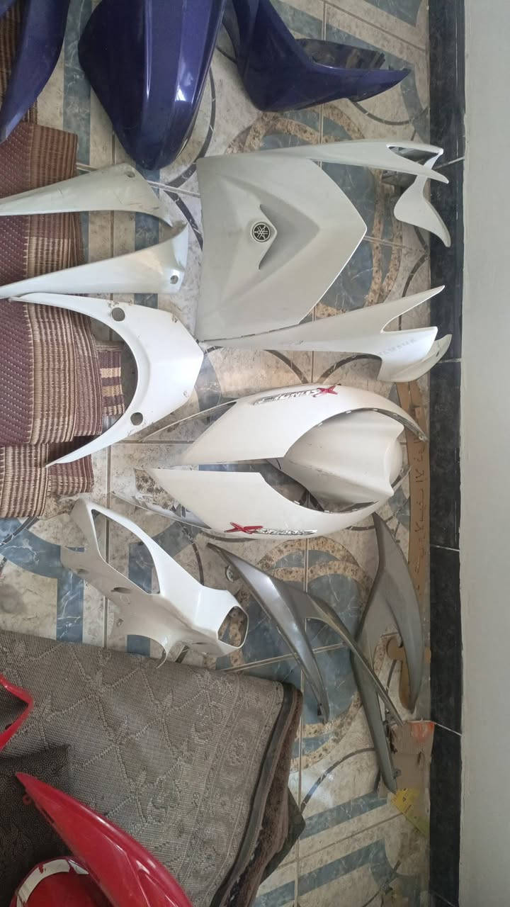 للبيع كفرات سكنس فحل بلادي وسكنس لد بدون صبغ 
شرط أصلي مختوم Yamaha شراي يتصل 
*********** 
مكاني بغداد 
خاص مغلق واتس اب او اتصال
