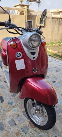 دراجه عبد الحليم جديده ما مفتوحه محرك كابريتا بشرط بدون فتح يعني وضع ش...