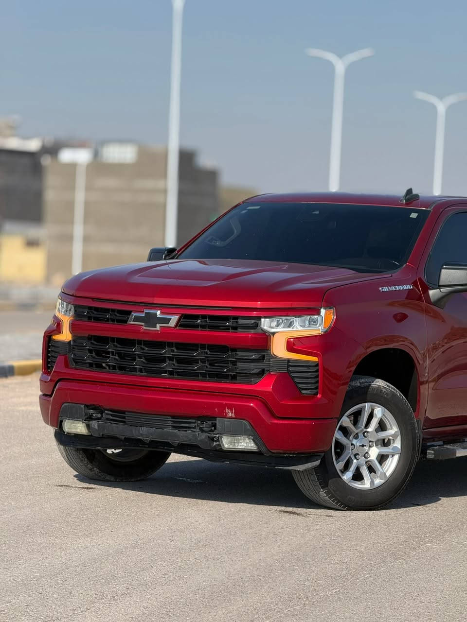 دم الغزال🩸للبيع ✅
2024 CHEVROLET SILVRADO 1500 RST 4x4 

شيفرولية سلفرادو 1500 RST دفع رباعي موديل 2024

#السعر : 305 ورقة 💸💸بدون رقم تترقم جميع المحافظات عدا الاقليم 

الشراي يتصل 📞☎️ : ***********

ضرر السيارة✖️: تقرير غرق ✅💧 السيارة كفالة من الضربة والحادث حتى الصبغ ابيعلك شرط الفحص ✔️

السيارة نظيفة انظف من الصور وجاهزة من جميع النواحي ✅

محرك : 8 سلندر 5300 + كير 10 نمر 🐎🐎 كير ومحرك تاهو 

السيارة باب طويل بدي قصير المرغوب ✅✅

المواصفات 🥇:

رادار امامي ✔️

رادار خلفي ✔️

تحديد مسار ✔️

تحذير تصادم ✔️

مثبت سرعه ✔️

كير تعليگ ✔️

عينة دجتل ✔️

شاشة تدعم ميزة كار بلي + اندرويد ✔️

اطفاء السيارة عند التوقف A ✔️

زجاج كهربائي لجميع الابواب ✔️

جنطة كهربائية ✔️

بصمة ✔️

تشغيل عن بعد ✔️

لايتات LED ✔️

كشافات زينون ✔️

تبريد قطعتين ✔️

مقعد السائق كهربائي✔️

قفل الابواب تلقائي ✔️

تدفئة مقاعد ✔️

منافذ شحن USP // تايب سي ✔️

وضعيات قيادة ✔️

وضعيات سحب مقطورة خلفية ✔️

وباقي المواصفات المعروفة بهاي الفئة ✔️✔️

السيارة على وضع الشركة وبرغي ما مفتوح بيها 

مكان السيارة // البصرة //
