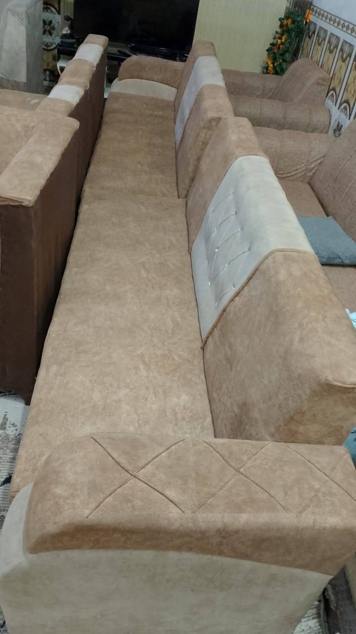 غراض للبيع  نضاف كلش مكان الرفاعي   تخم 225
غرفه 600. كنتور 150 المكان الرفاعي


**إذا كنت صاحب هذا الإعلان وتريد حذفه لأي سبب، رجاءا أرسل رسالة إلى الدعم الفني**