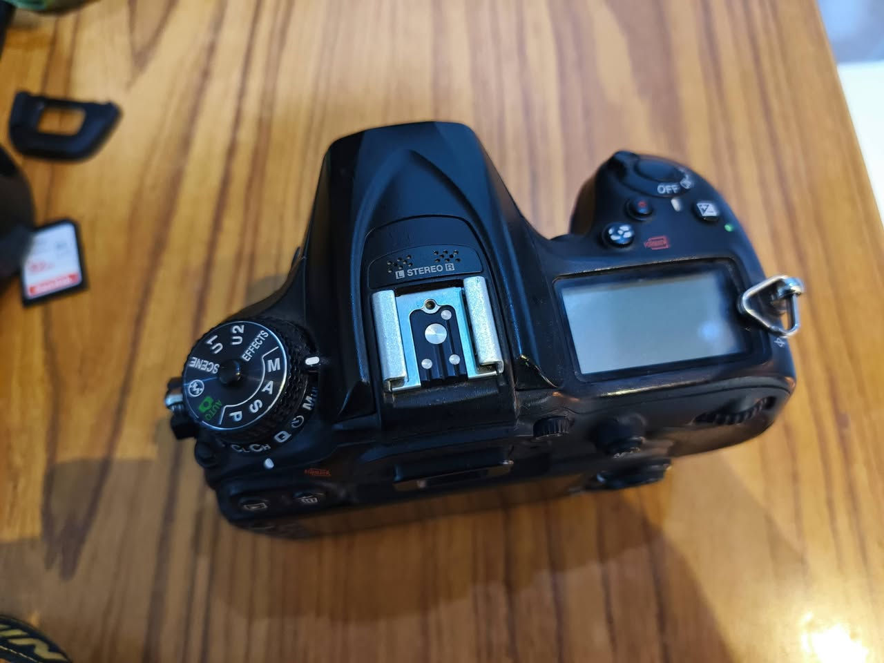 سلام عليكم 
📸 للبيع كاميرا Nikon D7200
بدي Nikon D7200
عدسة زوم رياضيي 300-70
الحالة: نظيفة وجاهزة للاستخدام نضافته 100/100 مابيه خدش. البدي  شتر ما قايسه شكد 
الملحقات: ✔️ جنطة
✔️ بطارية
✔️ حزام كتف
✔️ جيلاتين لون حشداوي
✔️ شاحنة + كيبل
✔️ رام 32GB
✔️ كرب  ما موجوود بالصوره 
💰 السعر: 760 ألف دينار بييه مجال شي بسيط 
بيه مجال بسيط للجادين فقط.
للاستفسار أو المعاينة راسلني خاص
مكان نجف سبب البيع اريد اطور


**إذا كنت صاحب هذا الإعلان وتريد حذفه لأي سبب، رجاءا أرسل رسالة إلى الدعم الفني**