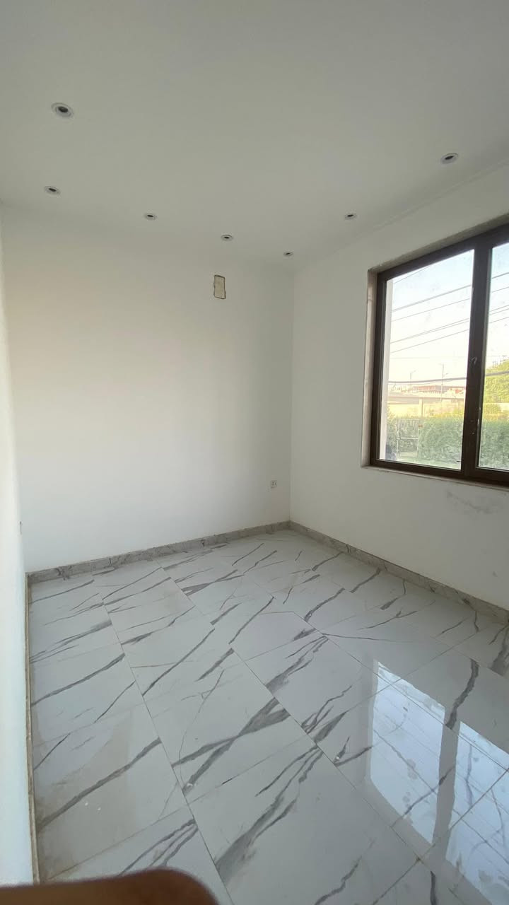 🏢 شقة للإيجار – المنصور / حي دراغ (العناب)
🔹 مناسبة للعوائل، الطالبات، والموظفات
🔹 تحتوي على: ✅ 3 غرف نوم
✅ صالة
✅ مطبخ
✅ حمام
📍 موقع مميز وهادئ
📞 للاستفسار والاتصال: *********** 
مكتب أمير علي للعقار – المنصور / حي دراغ
#للإيجار #شقة_للإيجار #المنصور #حي_دراغ #العناب #مكتب_أمير_علي_للعقار
