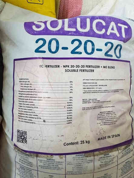 سماد اسباني اتلانتيكا
وزن ٢٥ كيلو 
جملة ومفرد 
20 20 20
11 40 11
35 5 15
40 10 10
*********** 
واتس اب
