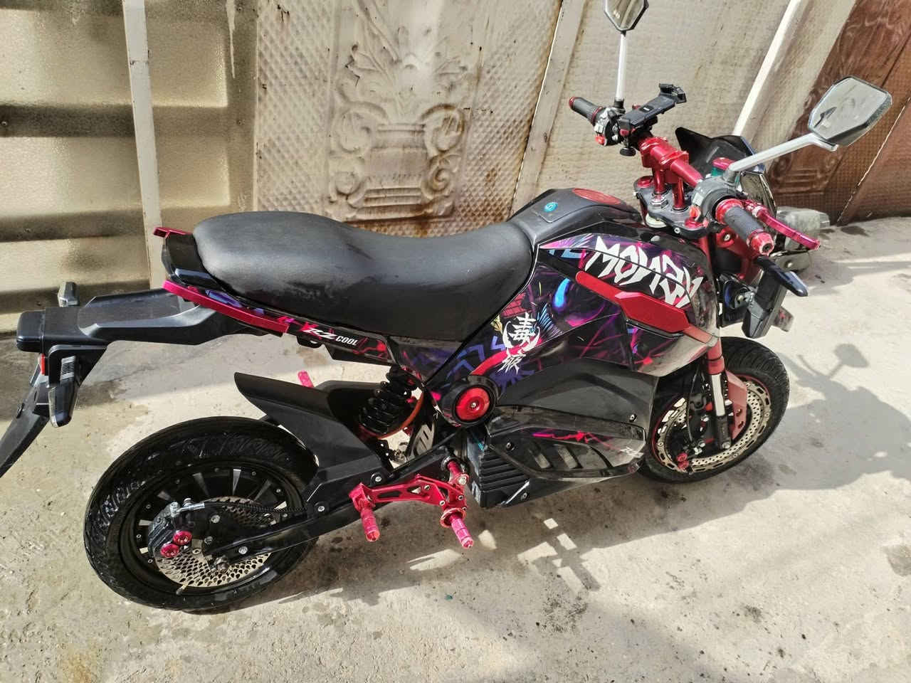 دراجه شحن 6 بطاريات ملف 2000
***********
بيع مراوس
