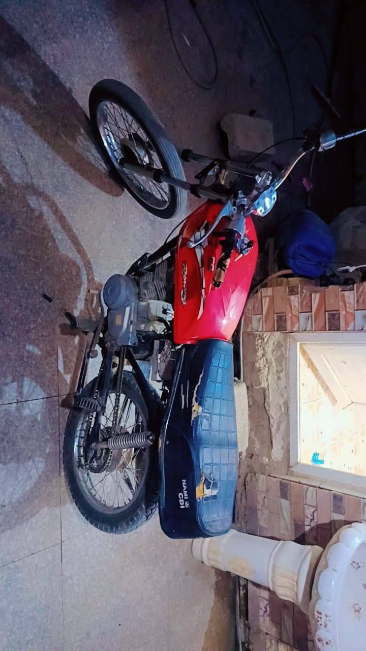 دراجة كلك مكفولة عشائر دك هندر واحد شلعة ومعدل وين ما تريد شغل وطلع السعر 250 قفل محرك ناما وشاصي ارشا #مكلف بل نشر 
مكان سوق الشيوخ


**إذا كنت صاحب هذا الإعلان وتريد حذفه لأي سبب، رجاءا أرسل رسالة إلى الدعم الفني**