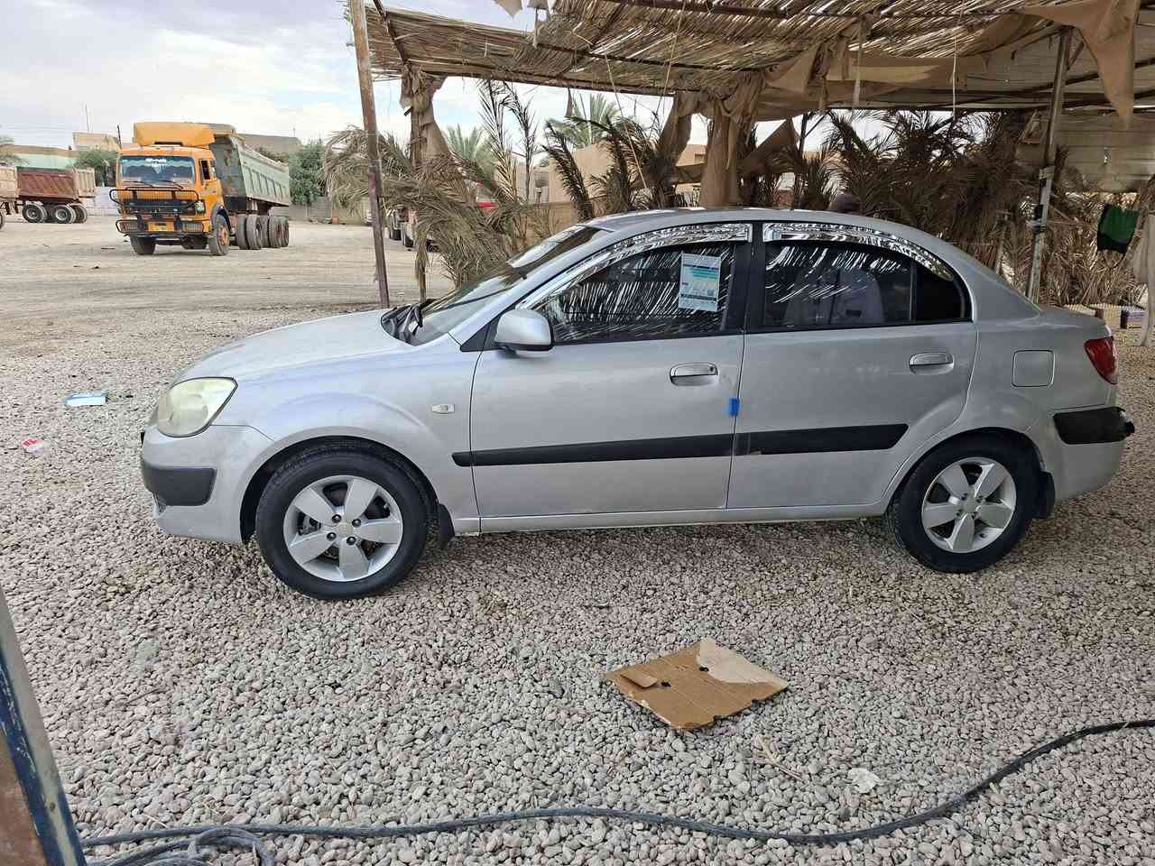 كيا برايد ٢٠٠٩
فول مواصفات 
مري شفط 
تحكم ستيرن وسنتر لوك جام وبوب
تبريد 
كهربائيات كاملة 
كير محرك كلها تمام
سيارة بدون نقص 
كاملة ع اخر حبة 
بيها رشات صبغ ب جوانب
مرشوشة القمارة كلين  فقط بدون أي ضرر
سعر ٧٨ وبيها مجال 
متواجد اليوم في الرمادي 
متواجد غدا في هيت 
***********
