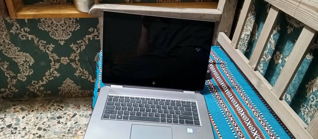 🔥 لابتوب مستعمل 
HP ZBook Studio x360 G5 لمس – أداء قوي للمونتاج والتصميم 🔥
💻 الموديل: HP ZBook Studio x360 G5
🖥 الشاشة: لمس (Touch) – قابل للتحويل 360 درجة
💿 النظام: Windows 10 Pro 64bit
⚡ المعالج: Intel Xeon 6E-2176M @ 2.70GHz (عدد 6 أنوية / 12 خيط معالجة)
🎮 كرت الشاشة الأساسي: NVIDIA Quadro P1000 (مخصص للأعمال والمونتاج)
🎨 كرت شاشة مدمج: Intel UHD Graphics P630
🧠 الرام: 16GB RAM
🧩 DirectX: إصدار 12
🎬 مناسب جداً للمونتاج والتصميم وبرامج مثل:
Premiere – After Effects – DaVinci – Photoshop
✔️ أداء مستقر للشغل الثقيل
✔️ مناسب لصناع المحتوى
✔️ شاشة لمس تسهّل العمل والتعديل
الاستفسار واتس اب فقط 
السعر 550
‏‪***********‬‏
