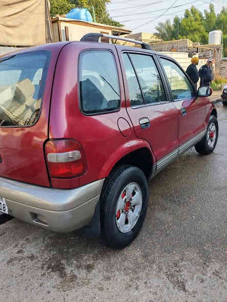 سلام عليكم سياره كيه سبورتج موديل 1993 كيه نضيفه بمعنه الكلمه كير ومكينه جديد تخم تاير جديد جارده مصبوغه جماليه سياره بسمنه سنويه مجدده ل2030  السعر 45 ورقه وبيها مجال المكان زعفرانيه الاستفسار اتصال ***********
