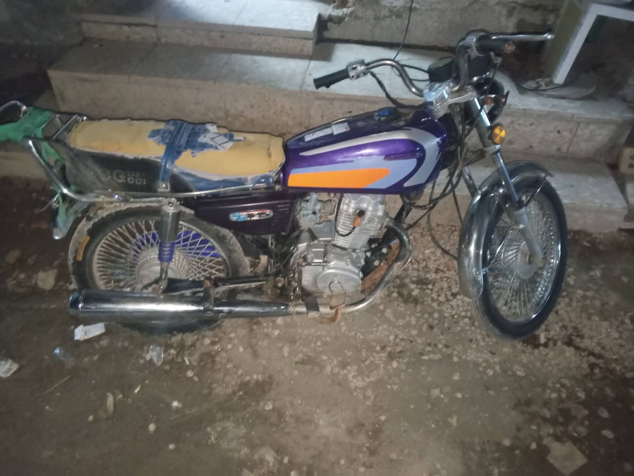 سلام عليكم دراجه للبيع نامه برو
شوفت عينك راسني خاص وتدلل


**إذا كنت صاحب هذا الإعلان وتريد حذفه لأي سبب، رجاءا أرسل رسالة إلى الدعم الفني**