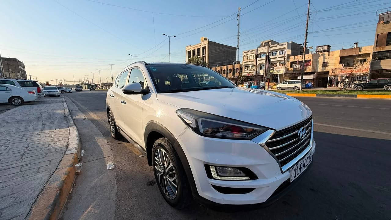 🚘 للبيع | هيونداي توسان 2019 خليجي 🚘
✨ فول مواصفات | كفالة عامة | رقم بغداد ✨

🔹 نسخة خليجي
🔹 لون أبيض
🔹 سقف بانوراما
🔹 لايت أمامي 5 عدسات
🔹 دوار LED أمامي وخلفي
🔹 كشافات ضباب
🔹 لايت مساعد يشتغل مع حركة الستيرن
🔹 ويل كروم قياس 18 إنج

💰 السعر: 195 ورقة (قابل للتفاوض بالمعقول)

✅ سيارة نظيفة وجاهزة للفحص بأي مكان ترغب به.

📞 للاستفسار:
***********

#هيونداي #توسان #Hyundai #Tucson #خليجي #سيارات_بغداد #بيع_سيارات #العراق
