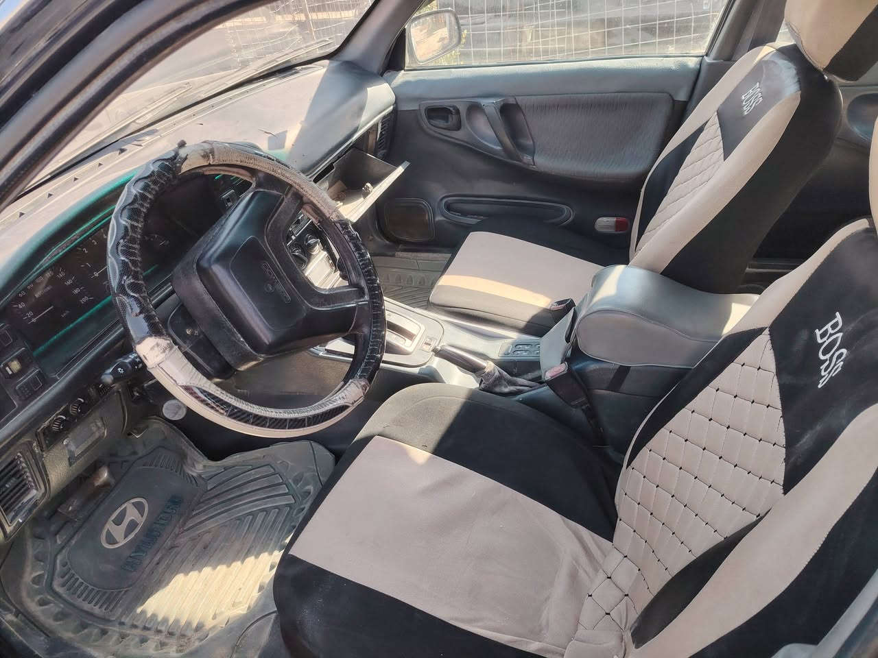 لون ازرق غير محدد كير بشرط محرك بي خيط تبخير
***********
مكان صقلاويه رقم الانبار رقم جديد هزه جديده سعر 26 قفل
